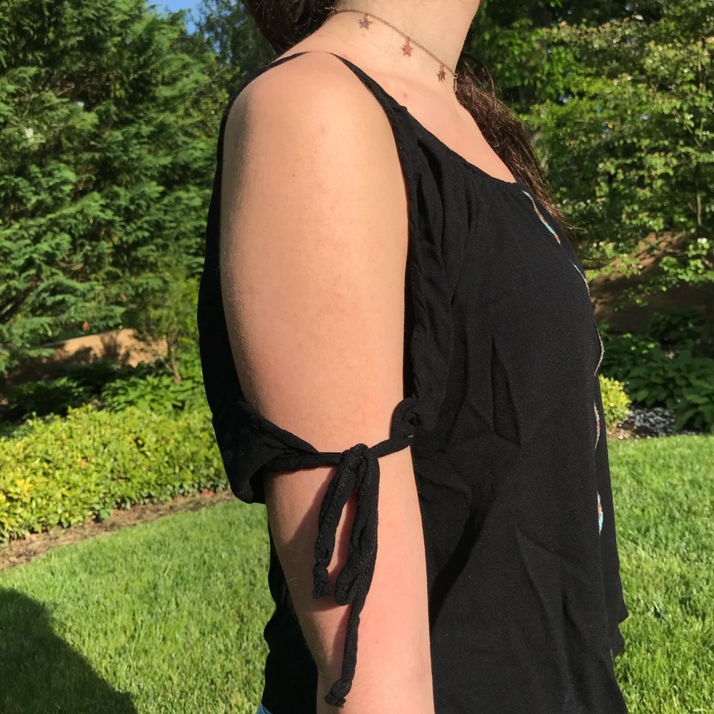 Wet Seal Blouse - Picture 3 of 5
